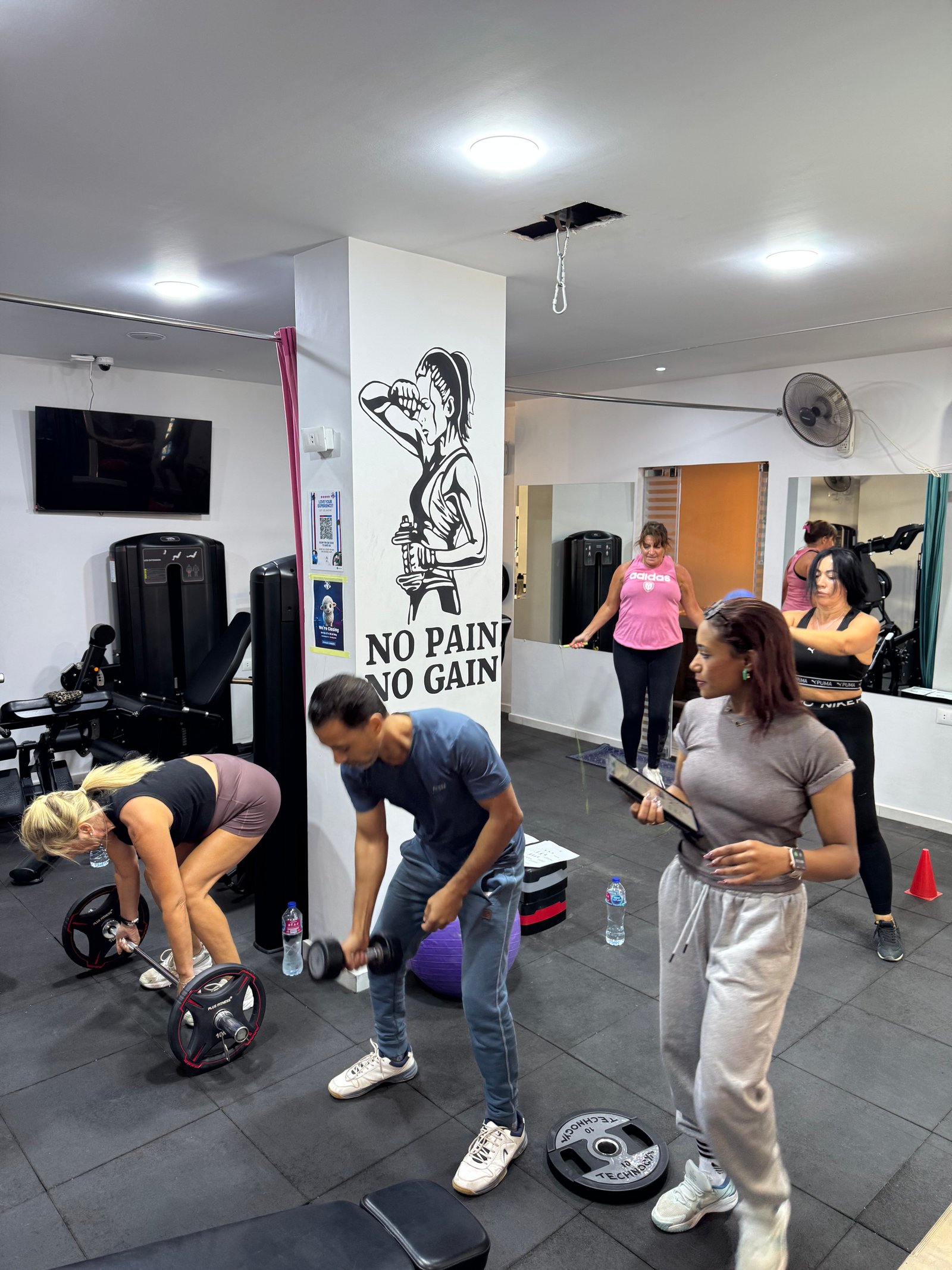 Fitness World & Spa community training session